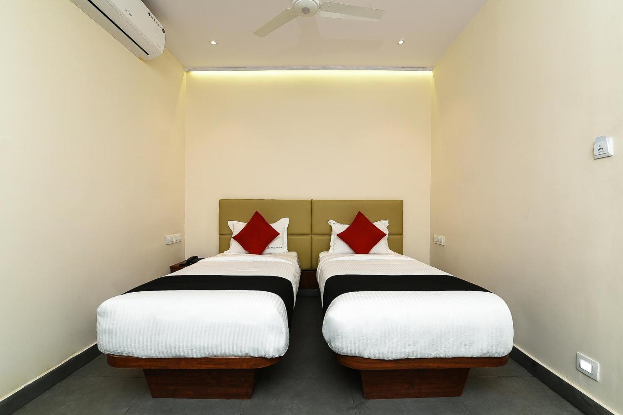 Hotel Super Capital O Siddartha Grand Vijayawāda Exteriér fotografie
