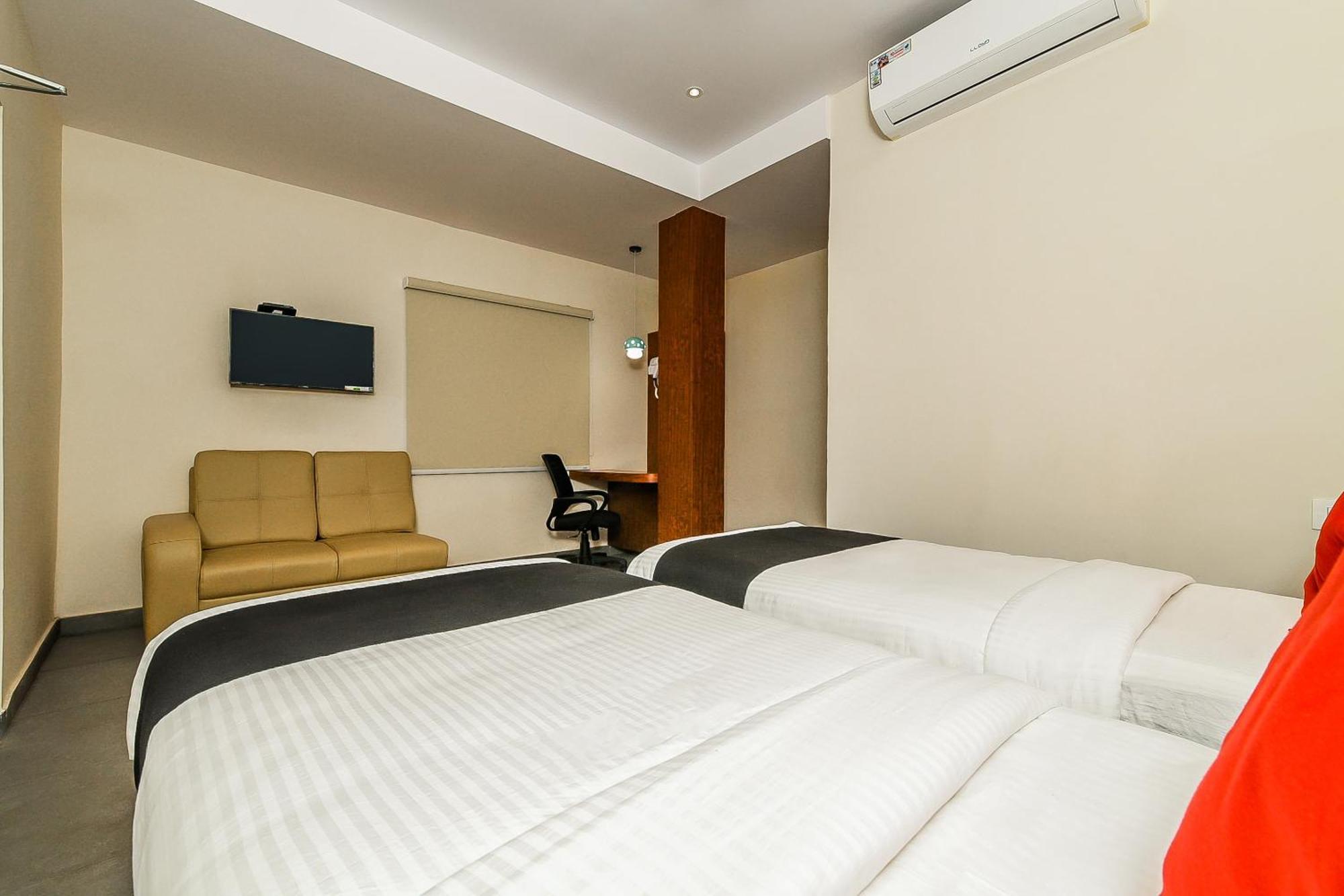 Hotel Super Capital O Siddartha Grand Vijayawāda Exteriér fotografie